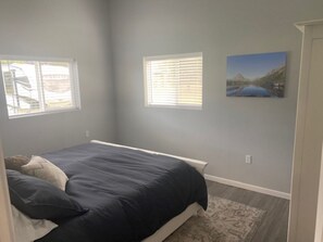 King bedroom 