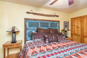 Primary Bedroom with 1 King Bed