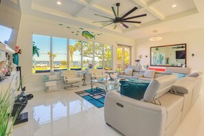 Living Room | Central A/C