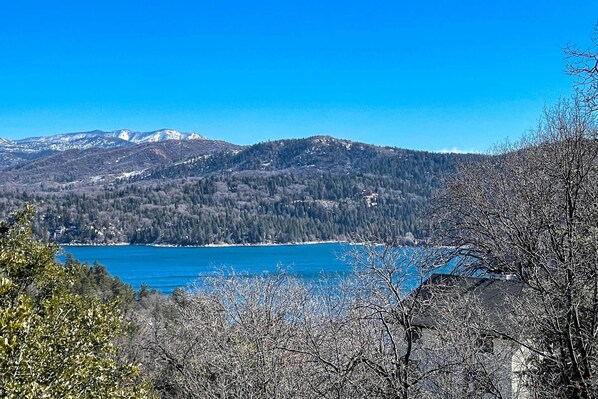 Lake Arrowhead Vacation Rental | 3BR | 2BA | 1,760 Sq Ft | Stairs Required