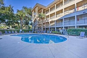 Community Outdoor Pool