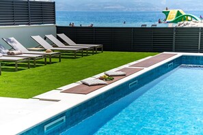 Villa Erce mit privatem, 40 m2 großem, beheiztem Pool uns Meerblick