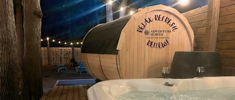 Private Backyard Spa Retreat | Hot Tub | Barrel Sauna | Cold Plunge Barrel 