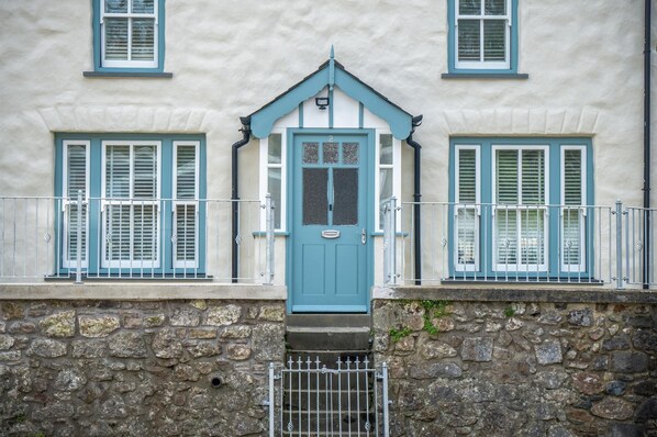 Noe Acre - 3 Bedroom Cottage - Tenby (8731)