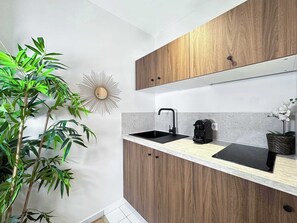 Well equipped kitchen
