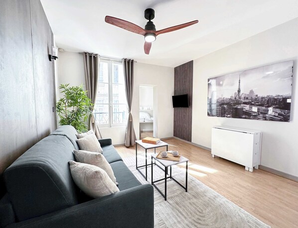 Cosy living room with TV