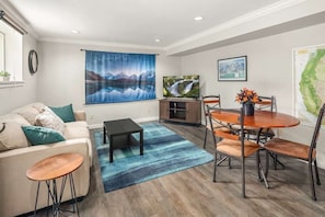 Living room & dining area