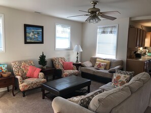 Living room with television 