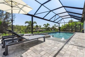Heated Pool and Spa (saline water)