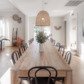Dining Room seating for 14