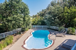 CC048: Fore-ever Shore | Private Pool Area