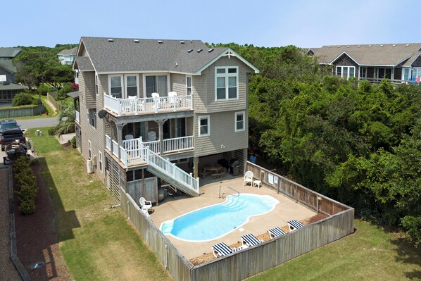 JR385: Jockeys Ridge 385 | Back Exterior