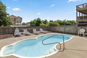 JR385: Jockeys Ridge 385 | Private Pool Area