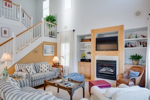 MB37: Sounds of Summer | Bottom Level Living Area