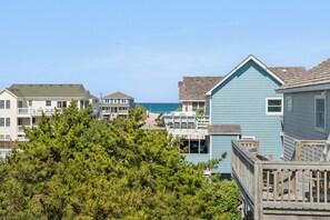 SV05: Shore'em Dreamin' | Top Level Deck View