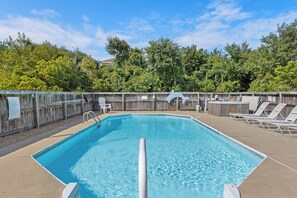 WH416: The Whaler | Pool Area