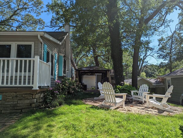 The backyard is perfect for quality time with the group!