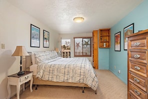 Primary Bedroom with 1 King Bed