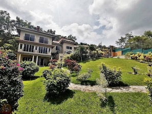 Park-like grounds and gardens