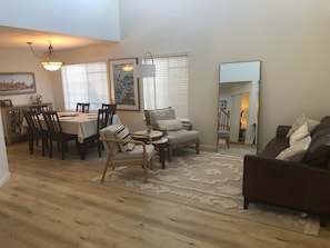 Front room and dining