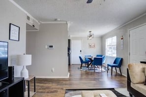 Family Room 7.jpg