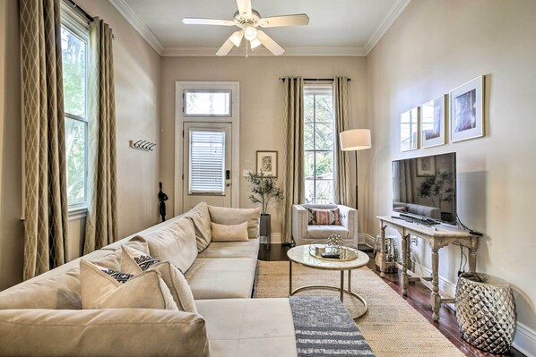 New Orleans Vacation Rental | 3BR | 1BA | 1,300 Sq Ft | Stairs Required to Enter