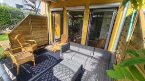 Ferienwohnung Sonne, 60qm, max. 4 Personen-Terasse