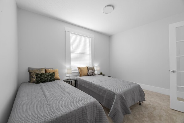 Twin XL bed with phone and USB and phone chargers