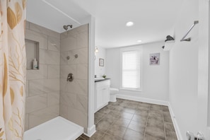 walk in shower linens provided