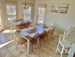 Dining area seating 20