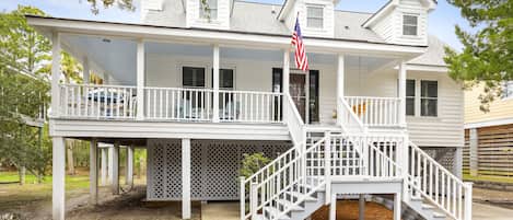 Welcome to Spartina House on Folly Beach!