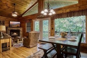 Dollywood Cabin in the Smokies "Just Hanging Out" - Dining Table and living room