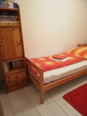 Schlafzimmer 2