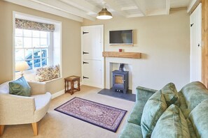 Holmlea Cottage, Lockton - Host & Stay