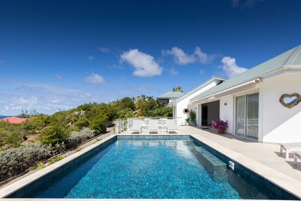Pool & Terrace
