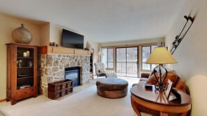 Furniture, Screen, Lamp, Indoors, Living Room