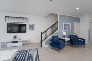 Living room 2