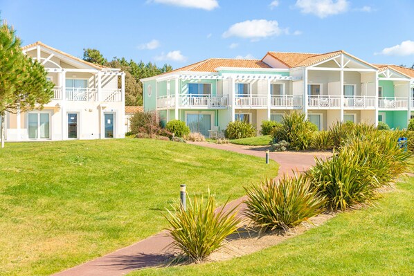Extérieur maison de vacances [été]