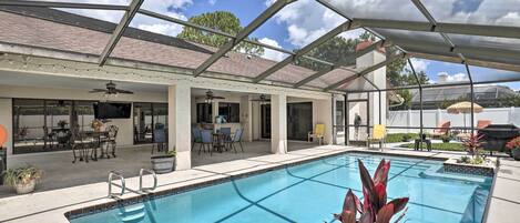 Tampa Vacation Rental | 3BR | 2BA | 2,250 Sq Ft | Step-Free Access