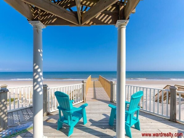 Sun Deck III & Private Beach Access