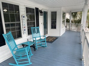 Outdoor front porch