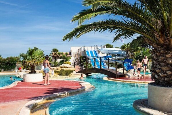 Holiday Home Swimming Pool
