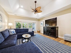 Main Living Room at 5 Ketch
