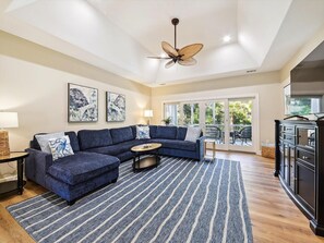 Main Living Room at 5 Ketch