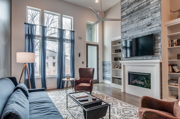 The West End Wonder-large-010-018-Avoca St Unit  3 Nashville TN-1500x997-72dpi