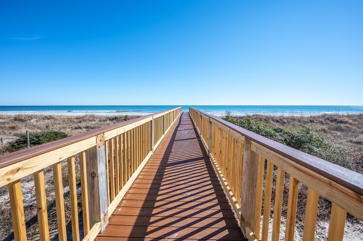 King,Indoor Water Park,Direct Oceanfront,Low Floor