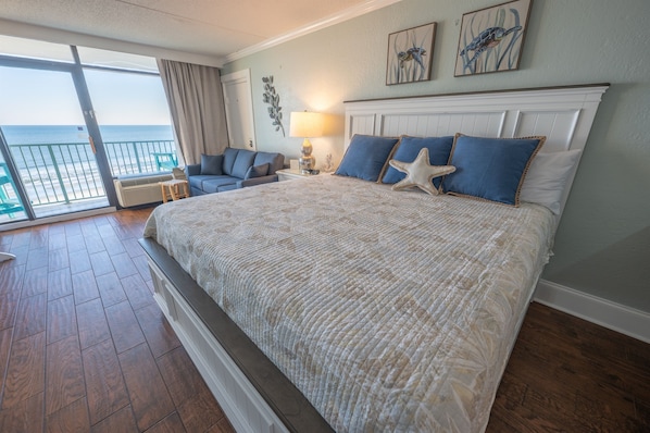 King Bed, Direct Oceanfront