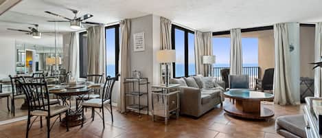 Welcome to Lands End @ Sunbird Beach Resort. This 1 bedroom, 1bath unit sleeps 4. 
This condo is located on the 5th floor and offers an amazing view of the Gulf of Mexico.