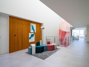 Halle, Gebäude, Holz, Haus, Flooring, Fussboden, Grundeigentum, Kunst, Tür, Hartholz