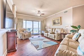 Living Room | Gated Community | Keyless Entry